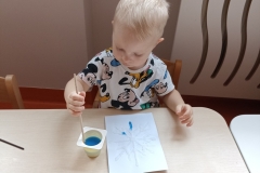 25