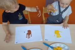 33